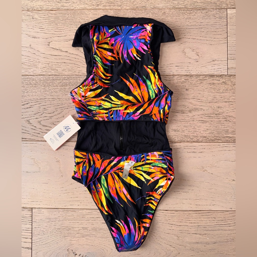 NEW MAAJI Lynx Reversible Ribbed One Piece Sz: Small $164 - Picture 7 of 9